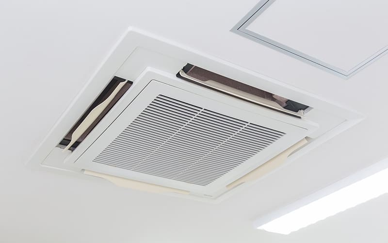 天井埋め込み型エアコンの掃除