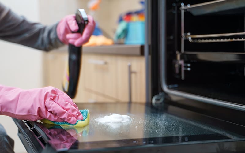 簡単なオーブンの掃除方法